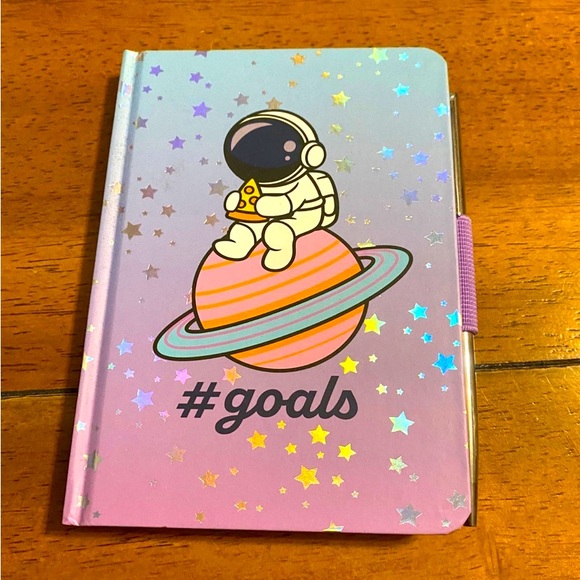 Astronaut journal with pen - Picture 1 of 3